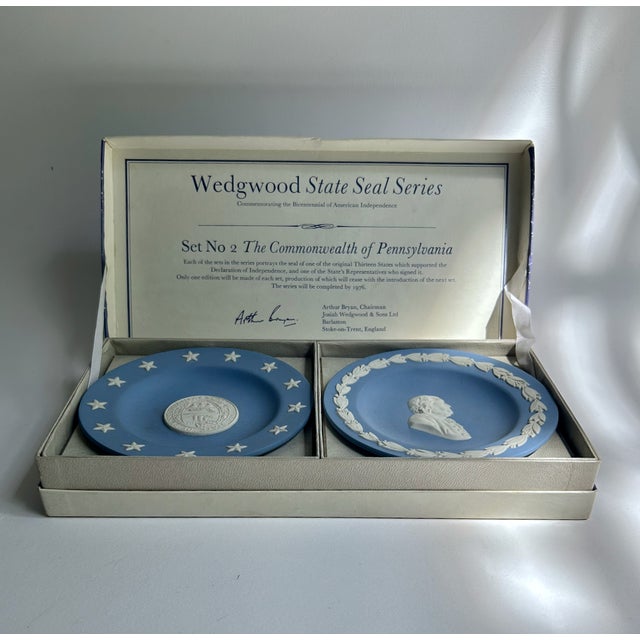 1970s Wedgwood State Series Jasperware Set, 1976 For Sale - Image 5 of 18