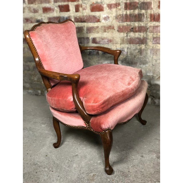 slight traces of use on velvet