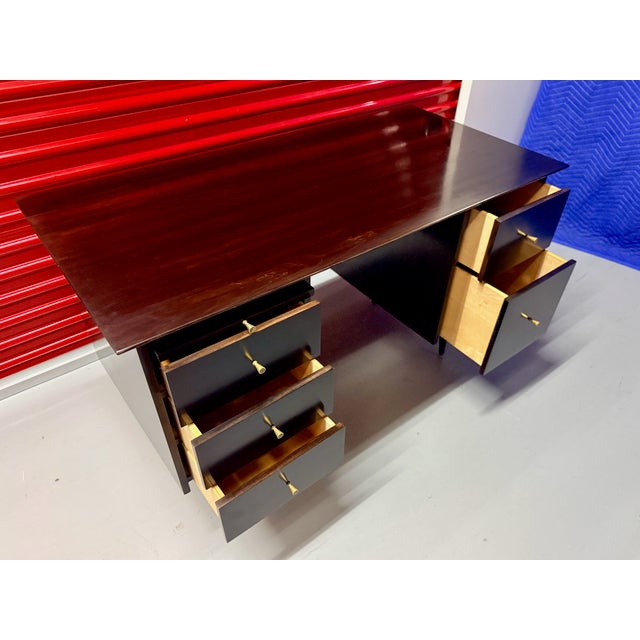 1950s 1950s Paul McCobb Planner Group Espresso Maple Desk - French Polish Restoration For Sale - Image 5 of 12