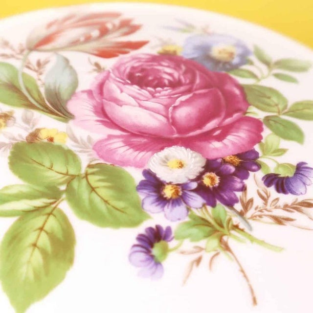 porcelain casket box teissonniere limoges Height: 7.5 Diameter: 18 This piece is attributed to the mentioned...