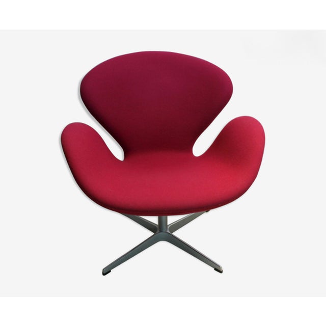 Swan Armchair by Arne Jacobsen Edition Fritz Hansen For Sale - Image 9 of 9