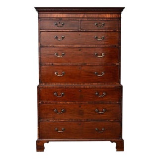 English 19th Century Mahogany Chest on Chest For Sale