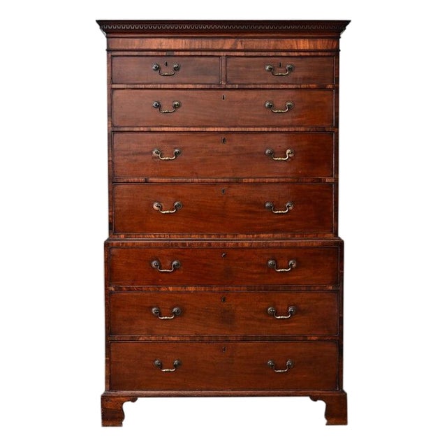 English 19th Century Mahogany Chest on Chest For Sale