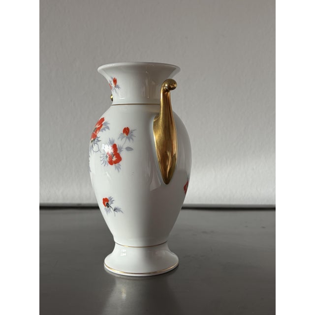 The porcelain mark was used between 1908 and 1939. Thomas Porcelain is one of the best-known Bavarian porcelain...