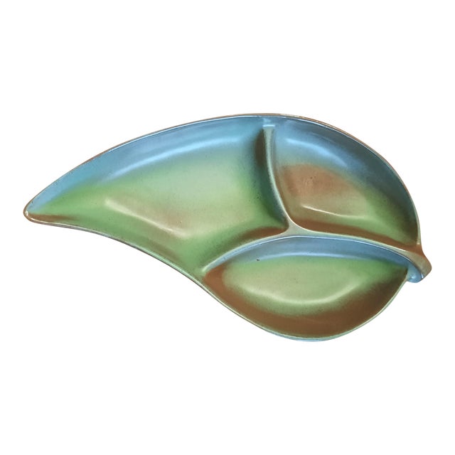 Early 20th Century Francoma Green 3-Section Leaf Serving Plate For Sale