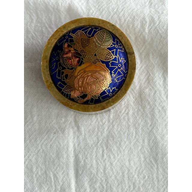 Chinoiserie Blue Cloisonné Enamel and Soapstone Round Trinket Box. For Sale - Image 3 of 4
