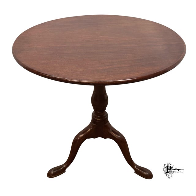 Thomas Chippendale Vintage Traditional Chippendale Style Mahogany Tilt Too Accent Table For Sale - Image 4 of 10