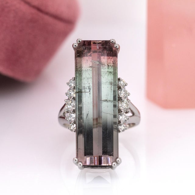 Contemporary 21cts Bi-Color Tourmaline Ring With Earth Mined Diamond Accents: Solid 14k Gold, Size 6.75 For Sale - Image 3 of 7