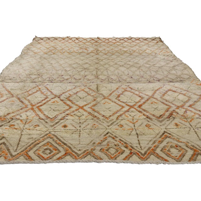 Mid-Century Modern Vintage Moroccan Beni Ourain Rug - 05'05 X 08'11 For Sale - Image 3 of 9
