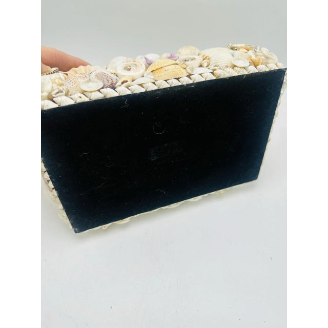 Vintage Domed Shell Box For Sale - Image 4 of 9