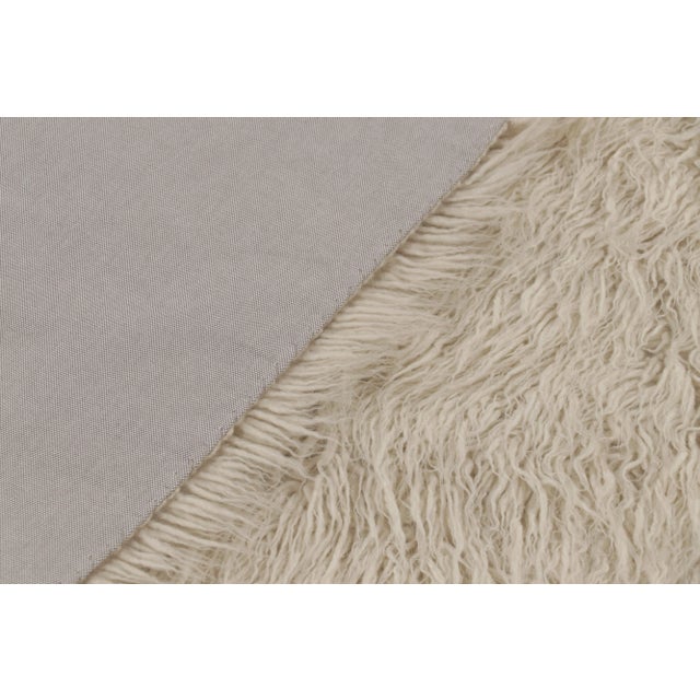 Textile Vintage Tulu Shag Rug, Beige, Ivory and Cream Tones - Rug & Kilim For Sale - Image 7 of 7