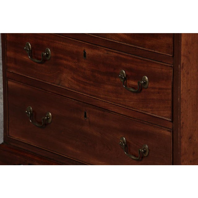 Small English Chest of Drawers, Late 19th Century For Sale - Image 15 of 18