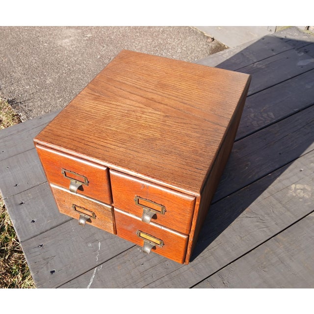 Brass Antique 1920s Quarter Sawn Oak 4-Drawer Desktop File Cabinet For Sale - Image 8 of 17