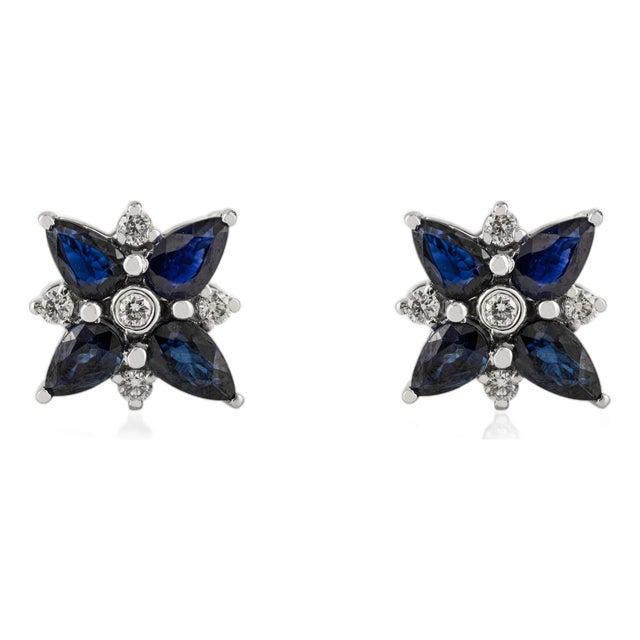 VRJewels 1.9Ct Blue Sapphire & Diamond Floral Stud Earrings in 14k White Gold- A Pair For Sale