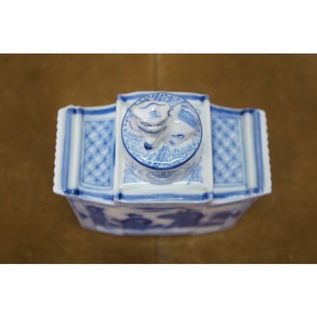 Chinese Chinoiserie Blue & White Porcelain Dragon Ginger Jar Mantel Vase Urn 11" For Sale - Image 13 of 14