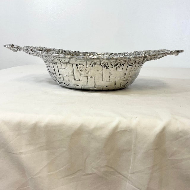 1990s 1998 Vintage Hollywood Regency Arthur Court Faux Wicker Basket Serving Bowl. For Sale - Image 5 of 12