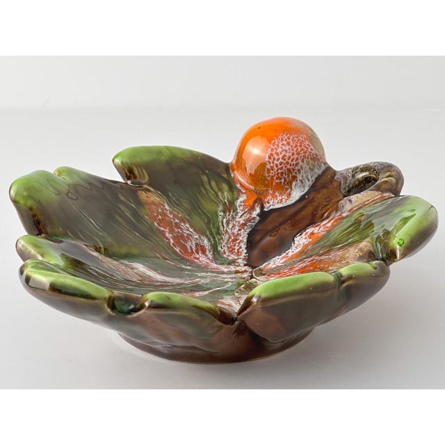 Ceramic Drip Glaze Vine Leaf Dish in Green and Orange from Vallauris, France, 1960s For Sale - Image 4 of 11