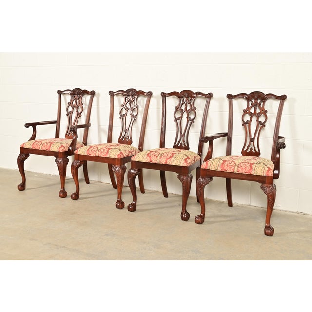 English Ethan Allen Chippendale Carved Mahogany Dining Chairs, Set of Four For Sale - Image 3 of 13
