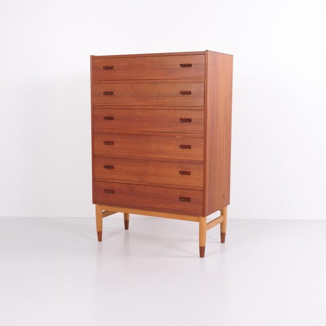 Teak and Oak Chest of Drawers by Poul M. Volther for Munch Møbler, 1960 For Sale - Image 10 of 12
