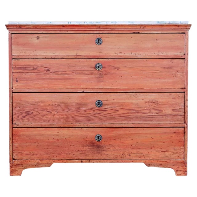 Early 19th Century Swedish Painted Pine Chest of Drawers For Sale