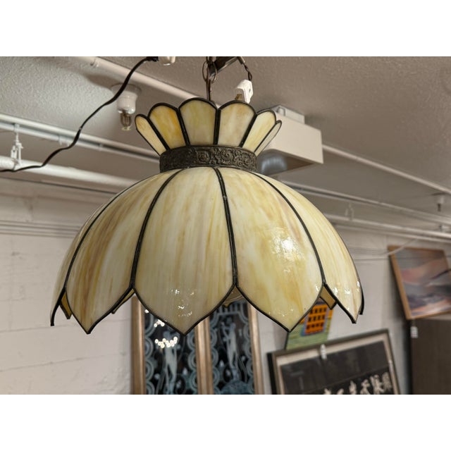 Art Deco Vintage Tiffany Style Slag Glass Light Pendant For Sale - Image 3 of 12