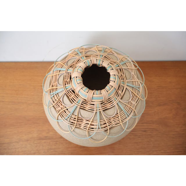 Signed Studio Pottery Basket Vase, Hilda Kidd Wiesenmeyer 2007 — Stoneware Vessel, Hand-Woven Dyed Reed Collar, American Fiber Art Ceramic For Sale - Image 4 of 10