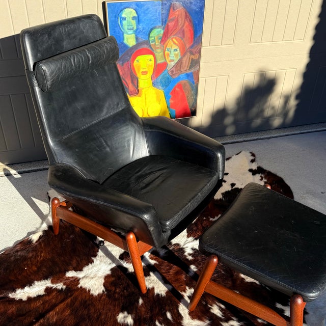 Wood Epic Danish Madsen and Schubell Lounge and Ottoman For Sale - Image 7 of 12