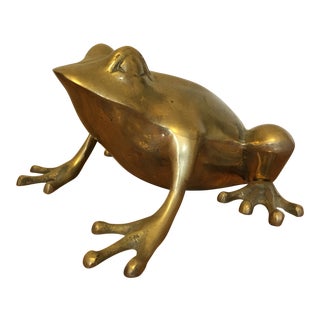 Mid-Century Brass Frog For Sale