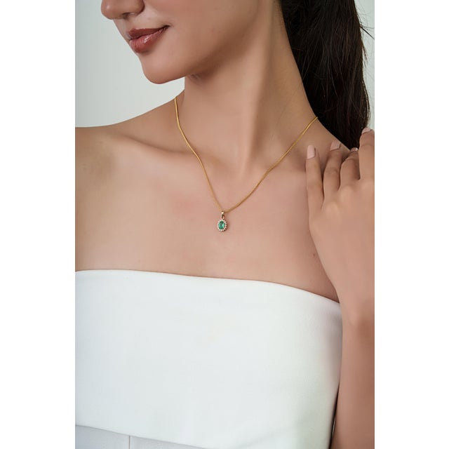 Vintage Inspired Emerald & Diamond Halo Sunburst Pendant in 14k Yellow Gold For Sale - Image 12 of 16