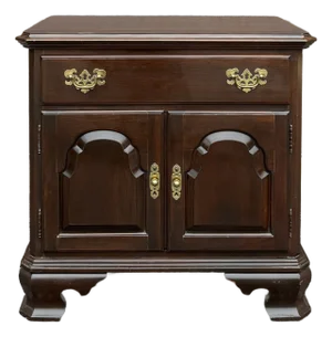 2000s Ethan Allen Georgian Court Chippendale Solid Cherry Nightstand Cabinet With Drawer (11-5216)