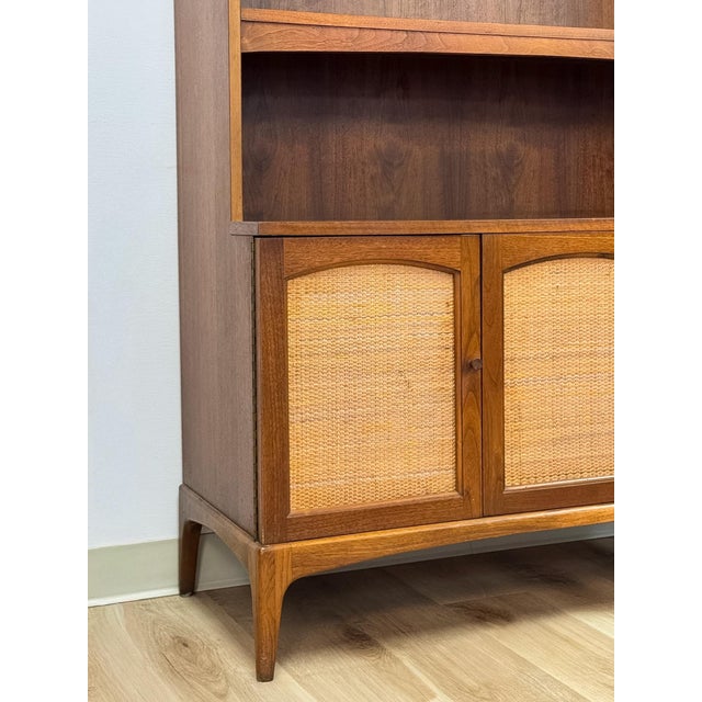 Mid 20th Century Vintage Lane MCM Hutch Rhythm Cane Door Bookcase Display China Cabinet Shelving For Sale - Image 5 of 17