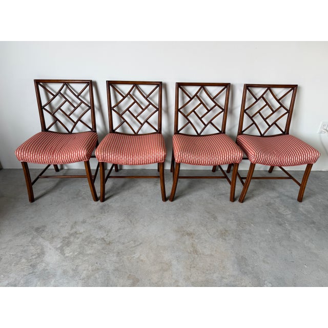 1960s 1960s English Georgian Chinese Chippendale Style Mahogany Cockpen Dining Chairs – Set of 4 For Sale - Image 5 of 17