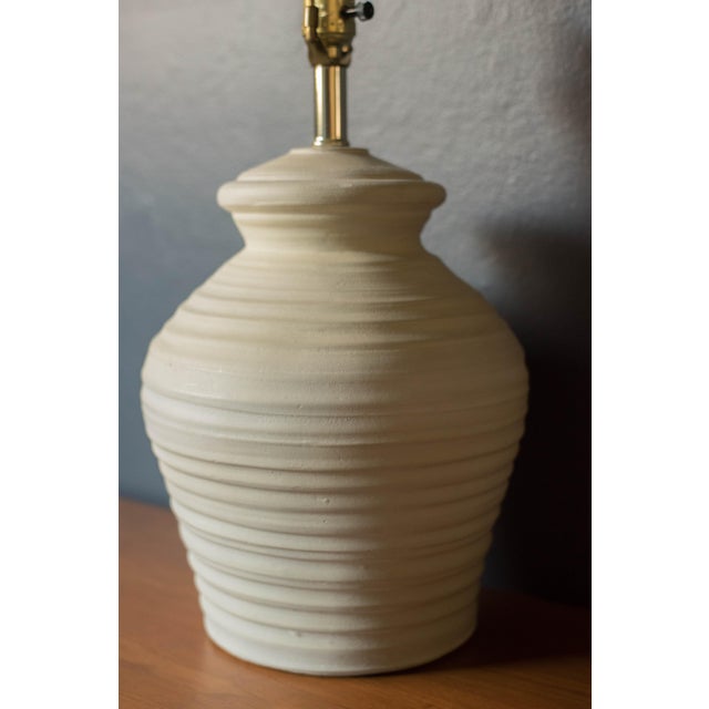 Vintage Pair of Textured Ivory Pottery Table Lamps For Sale - Image 4 of 12