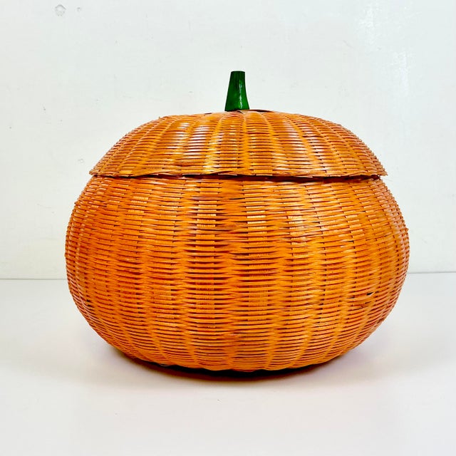 Pumpkin 1970s Vintage Boho Chic Americana Halloween Wicker Pumpkin Basket, Large Scale For Sale - Image 8 of 14