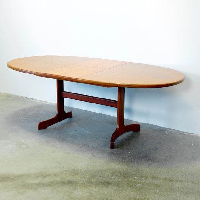 G-Plan "Fresco" Teak Oval Pedestal Base Dining Table With Butterfly Leaf For Sale - Image 13 of 15