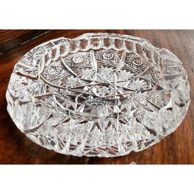 Beautiful Vintage Intricately Cut Fine Crystal Small Round Bowl. For Sale - Image 13 of 13