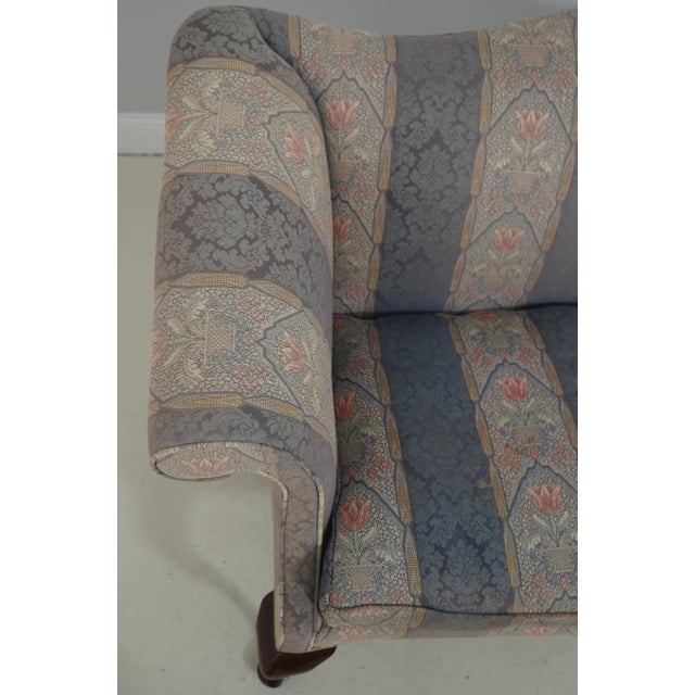 Southwood Queen Anne Mahogany Camelback Loveseat For Sale In Philadelphia - Image 6 of 18