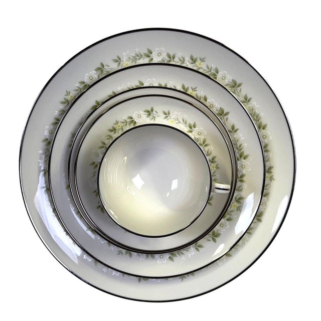 1960s Noritake 'Cornelia' Ivory China Retired Set-Service for 12 - 115 Pieces For Sale - Image 11 of 18
