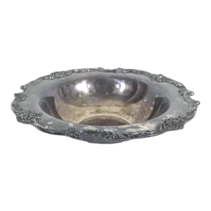 Large Mid 20th Century Reed & Barton Silver Plated Bowl with Wide Fruit Rim Edge Detail