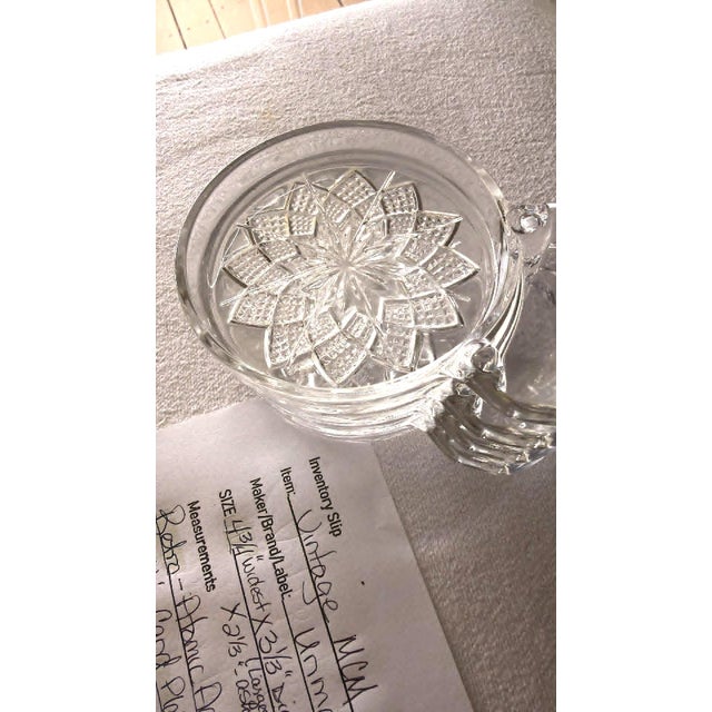 1960s Vintage Mid-Century Modern Molded Glass Ashtray/Coaster Combo Set Atomic Starburst Multi Use - Set of 4 For Sale - Image 5 of 8
