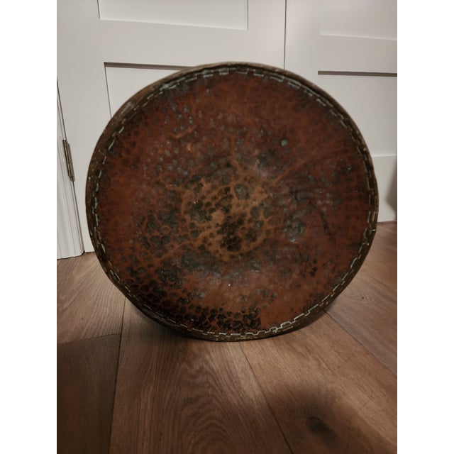 19th-Century Hand-Hammered Dovetailed Copper Cauldron With Forged Iron Handle For Sale - Image 9 of 18