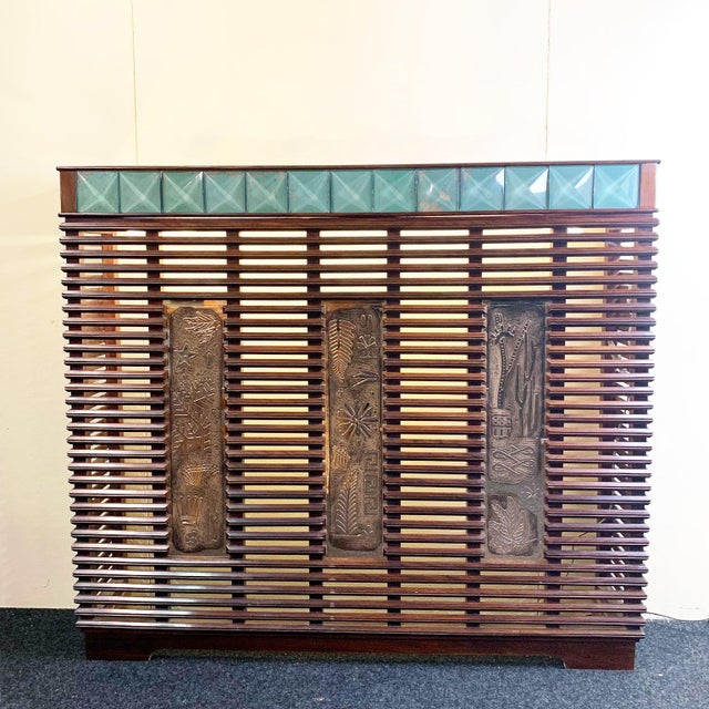 Radiator Cover with Engraved Mirrors by Osvaldo Borsani, 1940s For Sale - Image 10 of 10