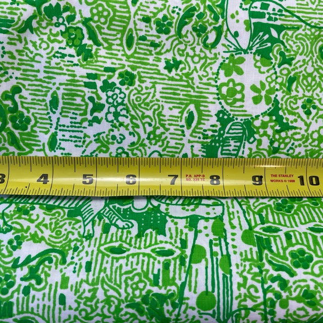 Vintage Lilly Pulitzer Suzie Zuzek Cirque Key West Handprint Fabrics Inc- About 2 Yards For Sale - Image 4 of 6