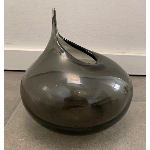 Vintage Late 20th Century Colored Glass Vase For Sale In Los Angeles - Image 6 of 10