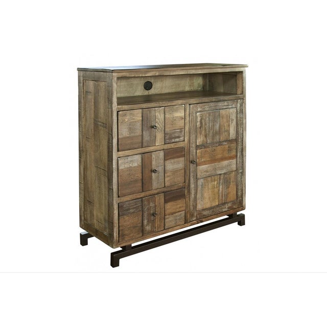 Highland Collection: A thoughtful mix of 3 sustainable woods with playful grain directional changes Mix of Solid woods...