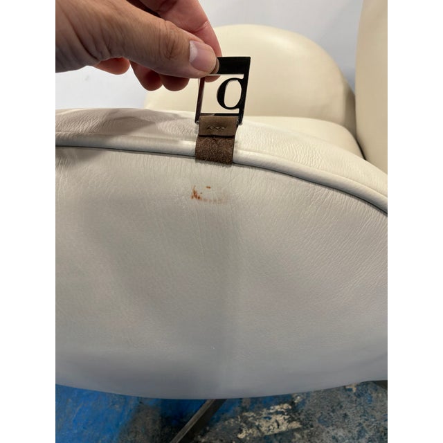 Cream HTL Corian Italian Leather High Back Swivel Chair For Sale - Image 8 of 8