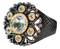 Ring in Gold and Oxidized and Cut Silver