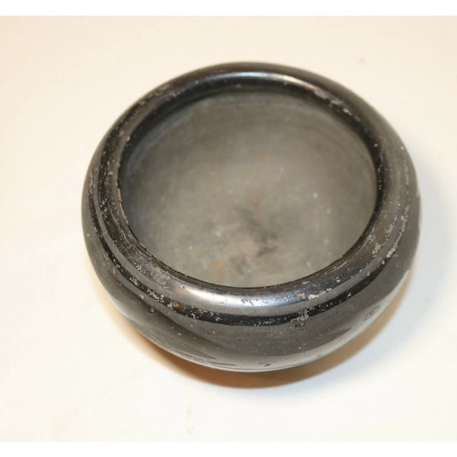Vintage Margarita Tafoya Native American Santa Clara Pueblo Black Pottery Bowl For Sale In New York - Image 6 of 11