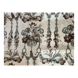 Vintage Clarence House Roses and Garlands Linen Fabric For Sale