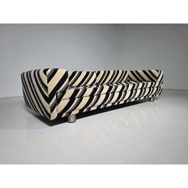 Diplomat Sofa in Serano Upholstery by John Home for Howard Keith Furniture, United Kingdom, 1970s For Sale - Image 9 of 9